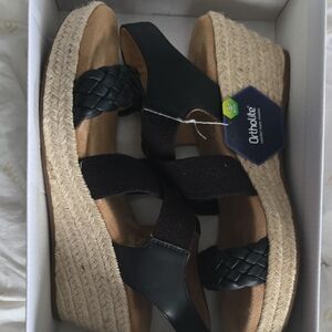 NWT Black Wedge Ortholite Sandals